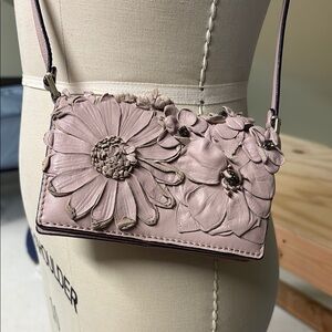 Vintage Valentino 4x6 crossbody on muted pink